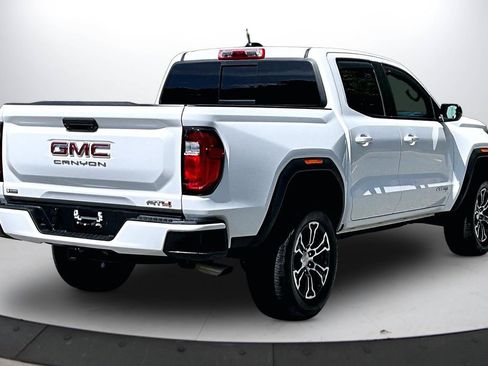 Used 2023 GMC Canyon AT4 AWD/4WD image 9