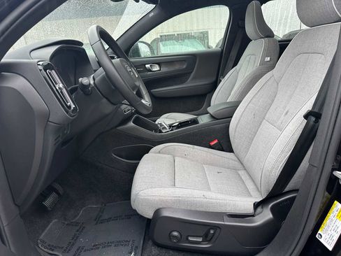 Certified 2023 Volvo C40 P8 Recharge Ultimate AWD/4WD image 20