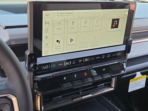 New 2025 GMC Hummer EV 2X image 12