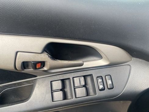 Used 2009 Toyota Matrix S image 13