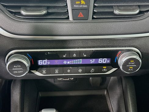 Used 2019 Nissan Altima 2.5 SV AWD/4WD image 22