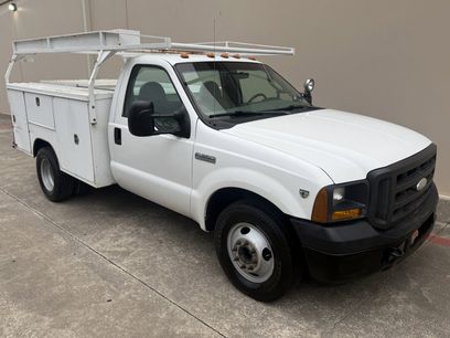 Used 2005 Ford F350 XL