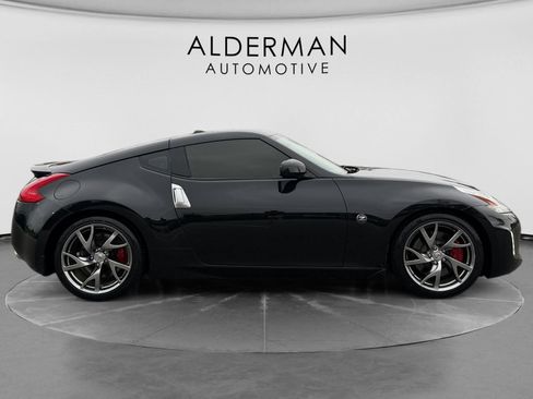 Used 2014 Nissan 370Z Touring w/ Sport Package image 6
