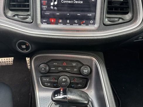 Used 2018 Dodge Challenger T/A image 23