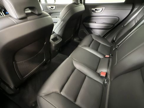Certified 2025 Volvo XC60 B5 Core w/ Climate Package image 27