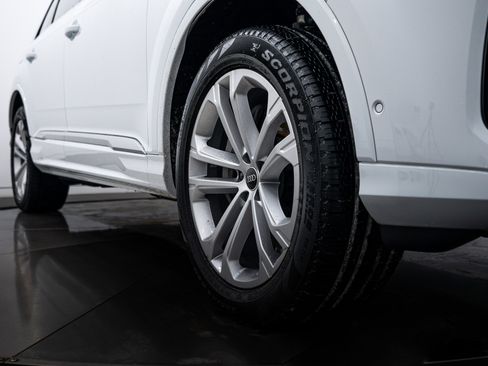 Used 2025 Audi Q7 3.0T Premium Plus w/ Premium Plus Package image 20