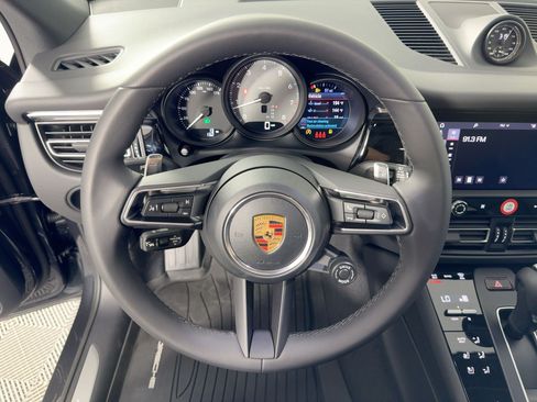 Certified 2026 Porsche Macan S AWD/4WD image 18