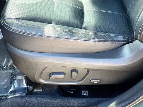 Used 2017 Subaru Forester 2.5i Touring image 21