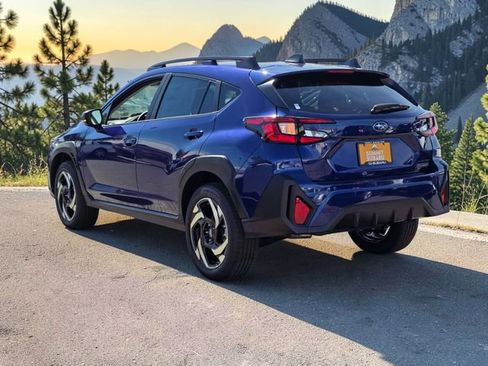New 2026 Subaru Crosstrek 2.5i Limited w/ Crosstrek Mirror Package AWD/4WD image 4
