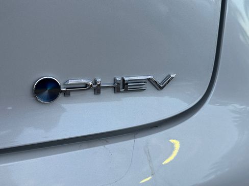 New 2026 Toyota Prius Plug-In Hybrid image 11