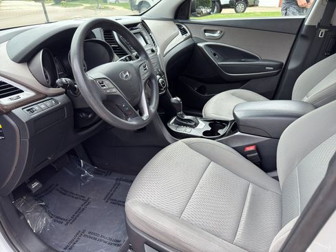 Used 2017 Hyundai Santa Fe Sport image 12