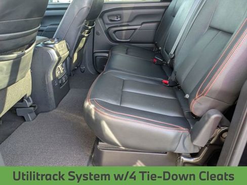 Used 2020 Nissan Titan PRO-4X w/ Pro-4x Convenience Package image 29