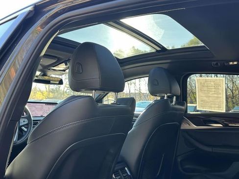 Certified 2023 BMW X4 xDrive30i w/ Convenience Package image 24