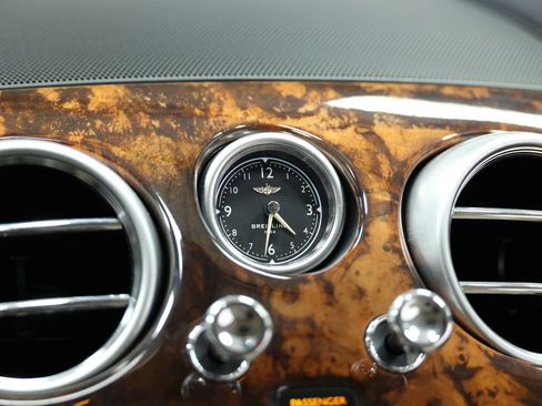 Used 2017 Bentley Continental GT image 30
