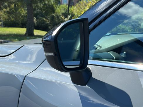 Certified 2024 Nissan Pathfinder SL w/ SL Premium Package image 12