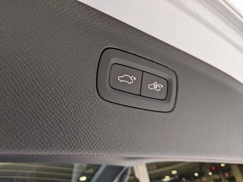 New 2026 Volvo XC90 B5 Core AWD/4WD image 29