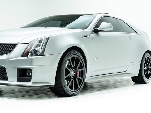 Used 2013 Cadillac CTS V w/ Wood Trim Package RWD image 9