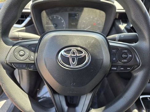 Used 2023 Toyota Corolla LE w/ LE Convenience Package FWD image 26