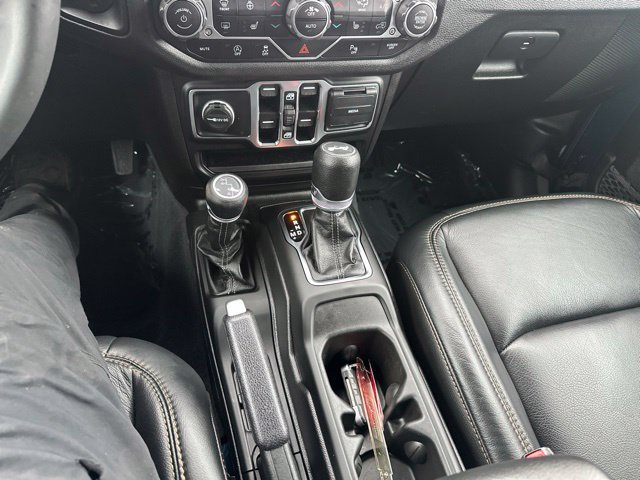 Used 2025 Jeep Wrangler Unlimited Sport AWD/4WD image 25