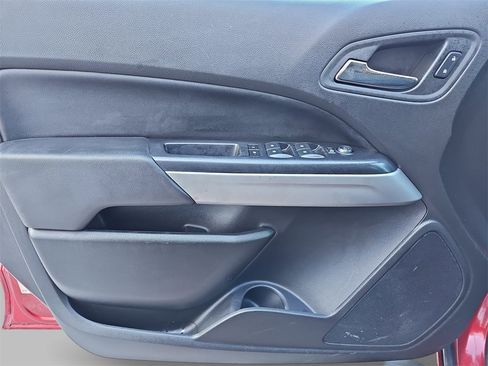 Used 2015 Chevrolet Colorado LT w/ LT Convenience Package image 25