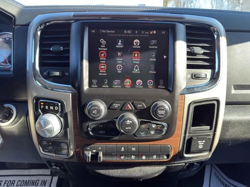 Used 2014 RAM 1500 Laramie image 24