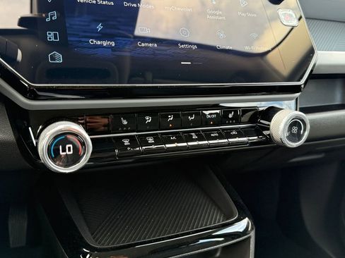 New 2027 Chevrolet Bolt LT w/ Comfort Package FWD image 18