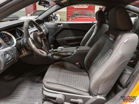 Used 2012 Ford Mustang Boss 302 RWD image 12