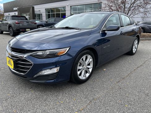 Used 2022 Chevrolet Malibu LT image 1