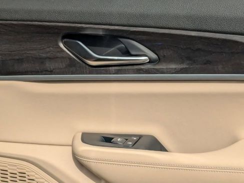 New 2025 Jeep Grand Cherokee Limited image 34