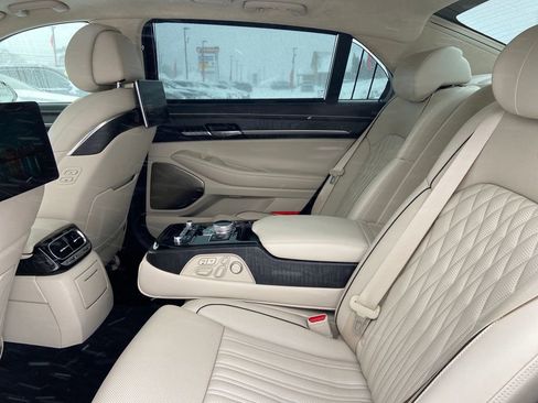 Used 2022 Genesis G90 5.0 Ultimate image 16