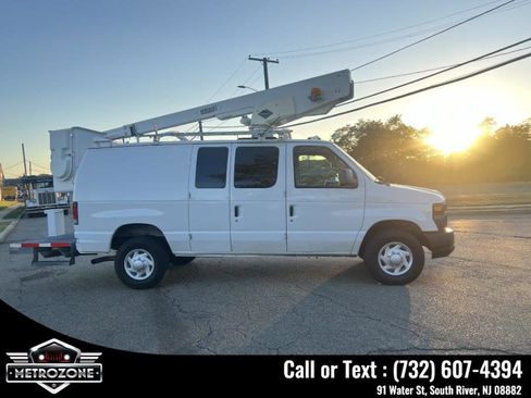 Used 2008 Ford E-350 and Econoline 350 Super Duty image 5