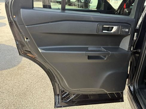 Used 2021 Ford Explorer 4WD Police Interceptor image 19