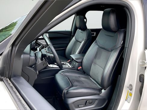 Certified 2023 Ford Explorer ST w/ Equipment Group 401A AWD/4WD image 18
