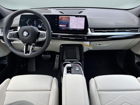 New 2026 BMW X2 xDrive28i w/ Technology Package AWD/4WD image 15