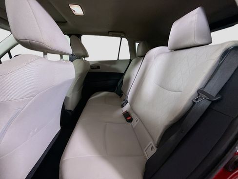 Used 2024 Toyota Corolla Cross LE image 25