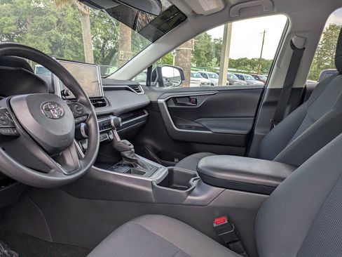 Used 2025 Toyota RAV4 LE FWD image 22