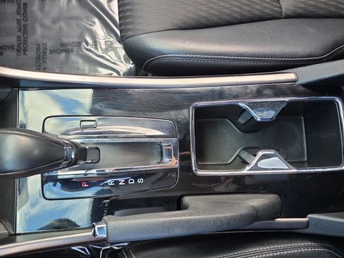 Used 2016 Honda Accord Sport image 35