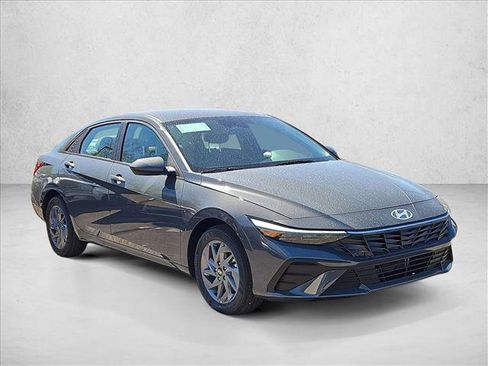New 2026 Hyundai Elantra Blue image 7