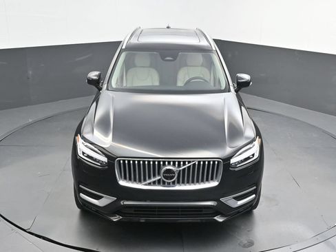 Certified 2024 Volvo XC90 B6 Plus w/ Protection Package Premier AWD/4WD image 30