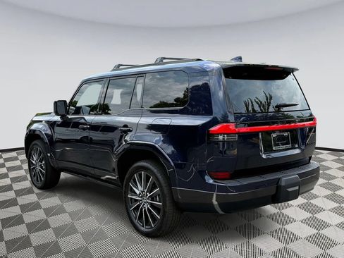 Used 2025 Lexus GX 550 w/ Accessory Package (Z1) AWD/4WD image 4