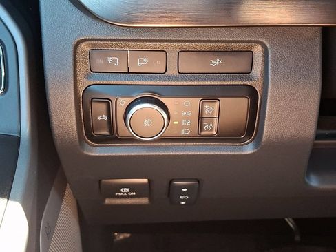 Used 2024 Ford F250 Lariat w/ Lariat Ultimate Package AWD/4WD image 23