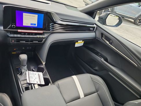 New 2026 Toyota Camry SE image 28