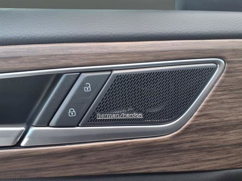 New 2026 Volkswagen Atlas SEL Premium R-Line image 14