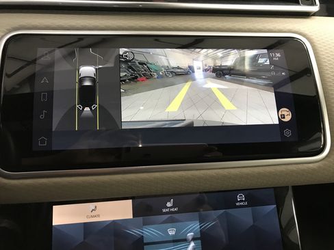 Used 2023 Land Rover Range Rover Velar S image 21