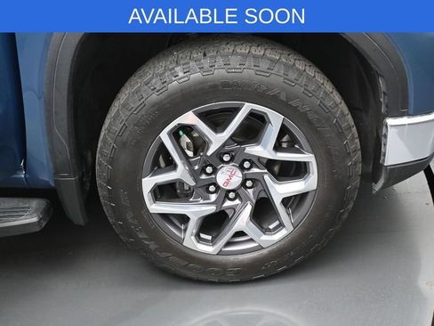 Used 2024 GMC Sierra 1500 SLT AWD/4WD image 38