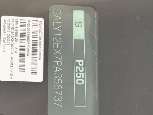 Used 2023 Land Rover Range Rover Velar R-Dynamic S image 21