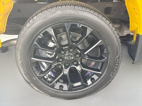 Used 2026 Chevrolet Silverado 1500 LT AWD/4WD image 33
