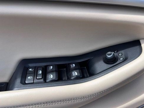 Used 2022 Jeep Grand Cherokee L Limited image 22