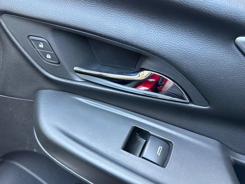 Used 2023 Chevrolet Bolt LT w/ Infotainment Package FWD image 21