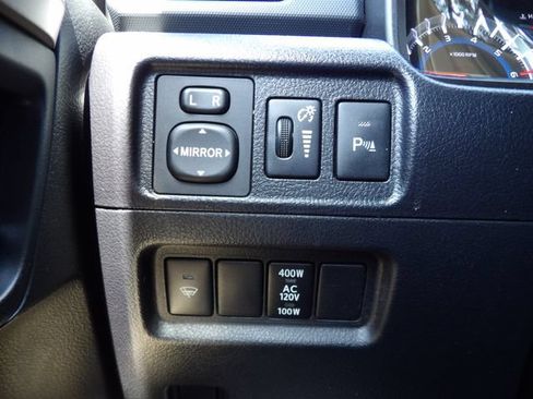 Used 2016 Toyota 4Runner Limited AWD/4WD image 24